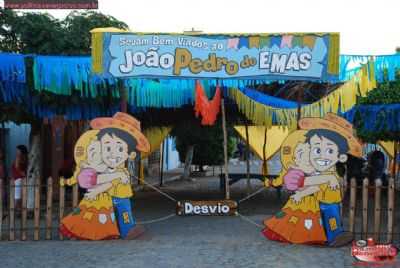 FESTA JUNINA:  POR MARIA ALVES - EMAS - PB